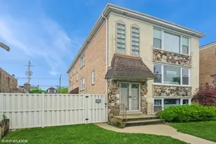 5639 W Montrose Ave, Chicago, IL 60634 - Photo 1