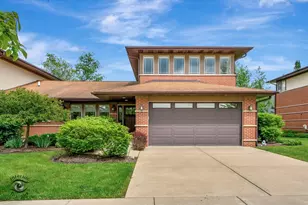 1233 Prairie Ln, Lemont, IL 60439 - Photo 1