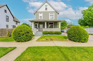 913 N 8th Ave, Maywood, IL 60153 - Photo 1