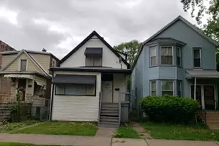 11842 S State St, Chicago, IL 60628 - Photo 1