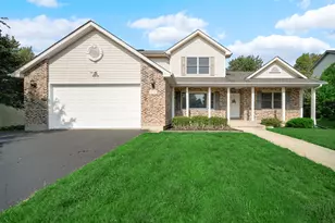 1515 Crayton Cir W, Dekalb, IL 60115 - Photo 1