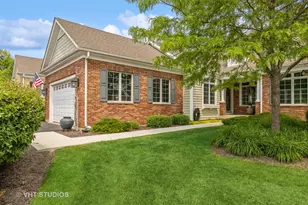 4224 Weatherstone Rd, Crystal Lake, IL 60014 - Photo 1