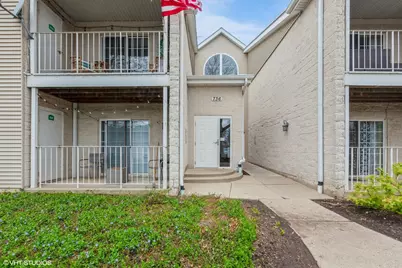 736 N Gary Avenue #208, Carol Stream, IL 60188 - Photo 1