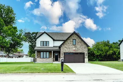 7218 S 78th Avenue, Bridgeview, IL 60455 - Photo 1