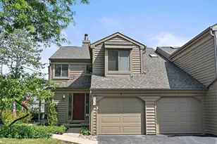 966 Shoreline Rd, Lake Barrington, IL 60010 - Photo 1