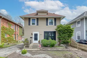 240 N Batavia Ave, Batavia, IL 60510 - Photo 1