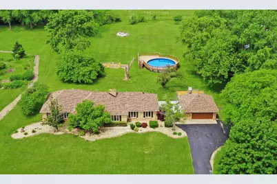 25652 S Mary Lane, Crete, IL 60417 - Photo 1