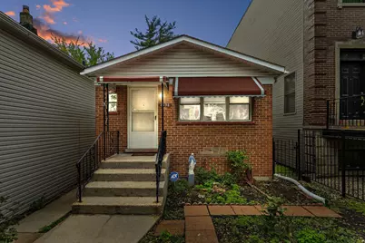 2636 W Medill Avenue, Chicago, IL 60647 - Photo 1