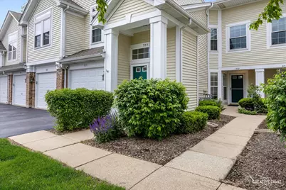 937 Huntington Drive, Elk Grove Village, IL 60007 - Photo 1