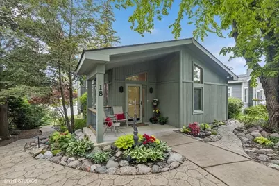 18 N Lake Avenue, Fox Lake, IL 60020 - Photo 1