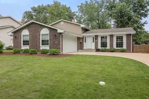 5S715 Cloverdale Ct, Naperville, IL 60540 - Photo 1