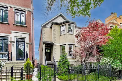2722 N Bosworth Avenue, Chicago, IL 60614 - Photo 1