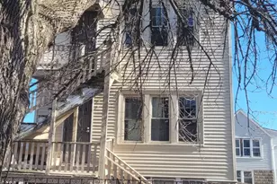 8405 S Baltimore Ave, Chicago, IL 60617 - Photo 1