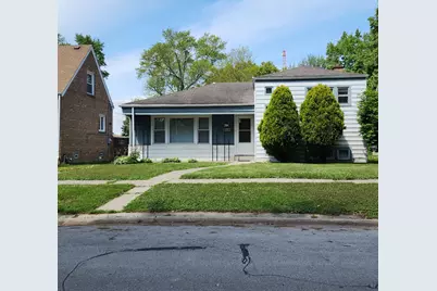 9716 S Warren Avenue, Oak Lawn, IL 60453 - Photo 1