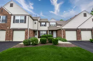 1679 Autumn Ave, Schaumburg, IL 60193 - Photo 1