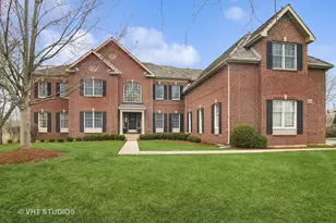 4824 Darlene Ct E, Long Grove, IL 60047 - Photo 1