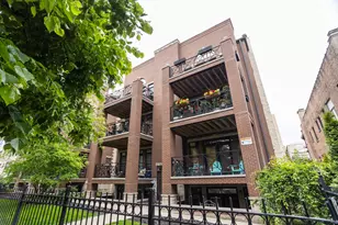 4541 N Malden St, Chicago, IL 60640 - Photo 1