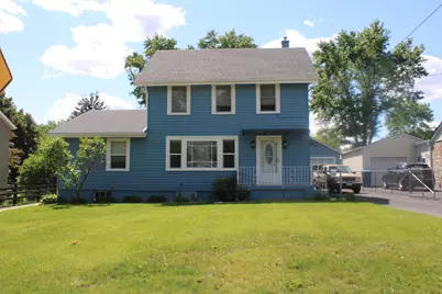 112 S Collins Street, South Elgin, IL 60177 - Photo 1