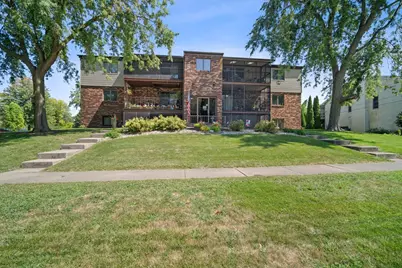 824 McGregor Street #4, Bloomington, IL 61701 - Photo 1