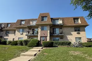 216 Shorewood Dr, Glendale Heights, IL 60139 - Photo 1