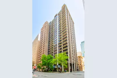 201 E Chestnut Street #3C, Chicago, IL 60611 - Photo 1