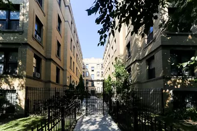 4602 N Beacon Street #2C, Chicago, IL 60640 - Photo 1