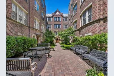 1128 Washington Boulevard #2A, Oak Park, IL 60302 - Photo 1