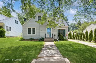 1826 Ohio Pkwy, Rockford, IL 61108 - Photo 1