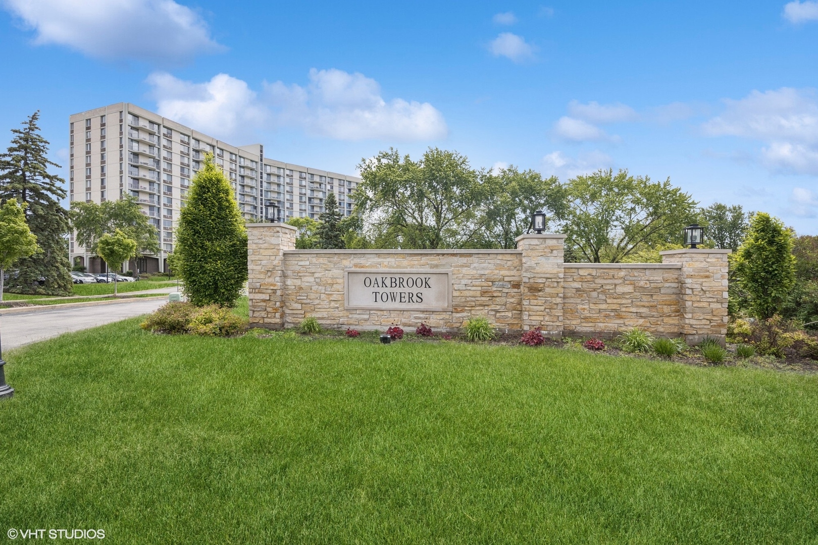 20 N Tower Rd #3G, Oak Brook, IL 60523 - MLS 12374991 - Coldwell Banker