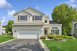 1101 Heavens Gate, Lake in the Hills, IL 60156 - Photo 1