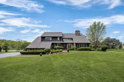7 Surrey Road, Lemont, IL 60439 - Photo 1