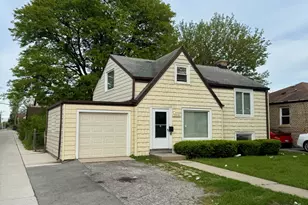 2219 S 13th Ave, Broadview, IL 60155 - Photo 1