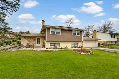 8944 S 85th Court, Hickory Hills, IL 60457 - Photo 1