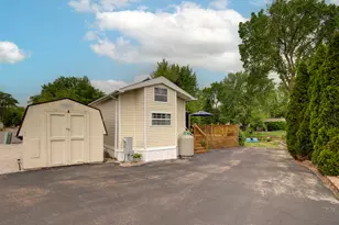 195 Fossil Cove Ln, Wilmington, IL 60481 - Photo 1