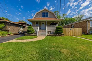 5844 W Maple Ave, Berkeley, IL 60163 - Photo 1