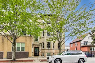 4706 N Winthrop Ave, Chicago, IL 60640 - Photo 1