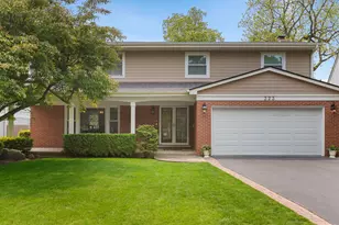 323 E Washington Ave, Lake Bluff, IL 60044 - Photo 1