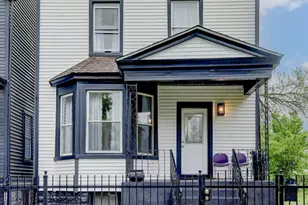 614 E 92nd Pl, Chicago, IL 60619 - Photo 1