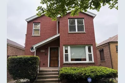 8834 S East End Avenue, Chicago, IL 60617 - Photo 1