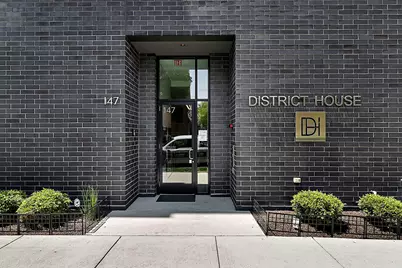 147 N Euclid Avenue #401, Oak Park, IL 60302 - Photo 1