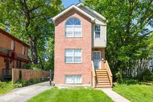 9760 S Winston Ave, Chicago, IL 60643 - Photo 1