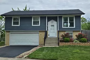 17921 Normandy Ln, Hazel Crest, IL 60429 - Photo 1