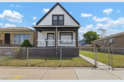 9045 S Carpenter Street, Chicago, IL 60620 - Photo 1