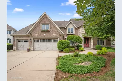 158 Los Lagos Drive, Bloomingdale, IL 60108 - Photo 1