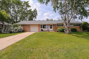 80 Flagstaff Ln, Hoffman Estates, IL 60169 - Photo 1