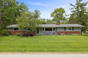 22W300 Arbor Ln, Glen Ellyn, IL 60137 - Photo 1