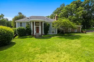 38W691 W Mary Ln, Saint Charles, IL 60175 - Photo 1