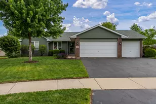 3229 Grand Cape Ct, Rockford, IL 61109 - Photo 1