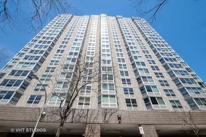 720 W Gordon Terrace #5R, Chicago, IL 60613 - Photo 1