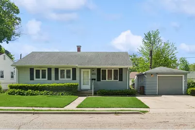 415 Emerson Lane, Mundelein, IL 60060 - Photo 1